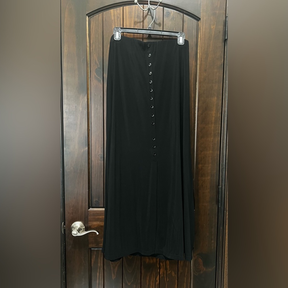 Basic Buttondown Black Skirt